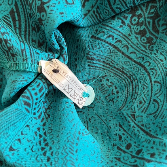 Louis Feraud teal and black shirt US6 $80 - Picture 3 of 4